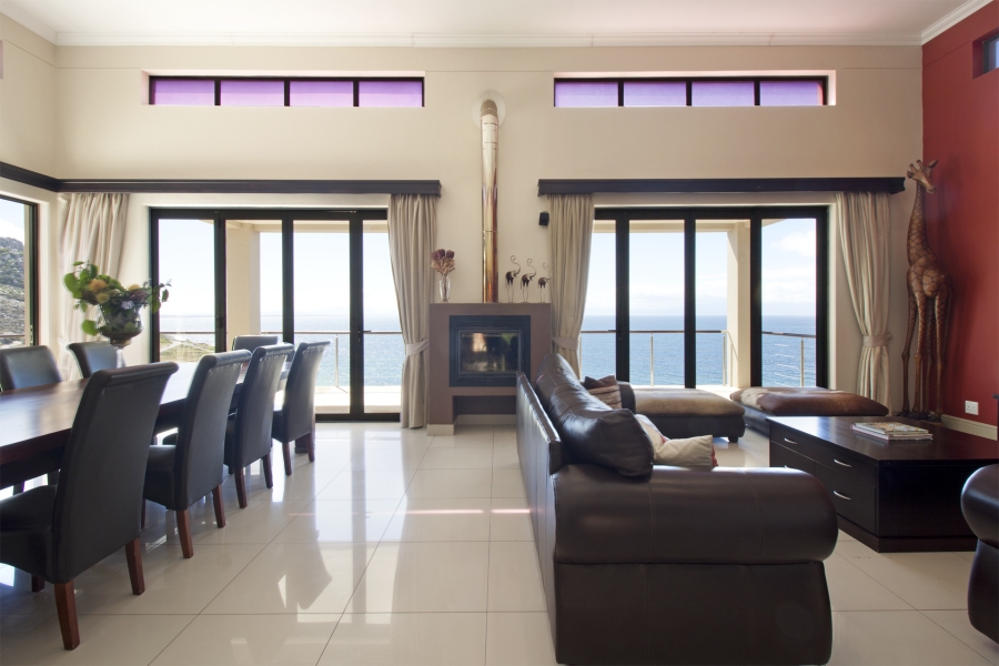 To Let 3 Bedroom Property for Rent in Cairnside Western Cape